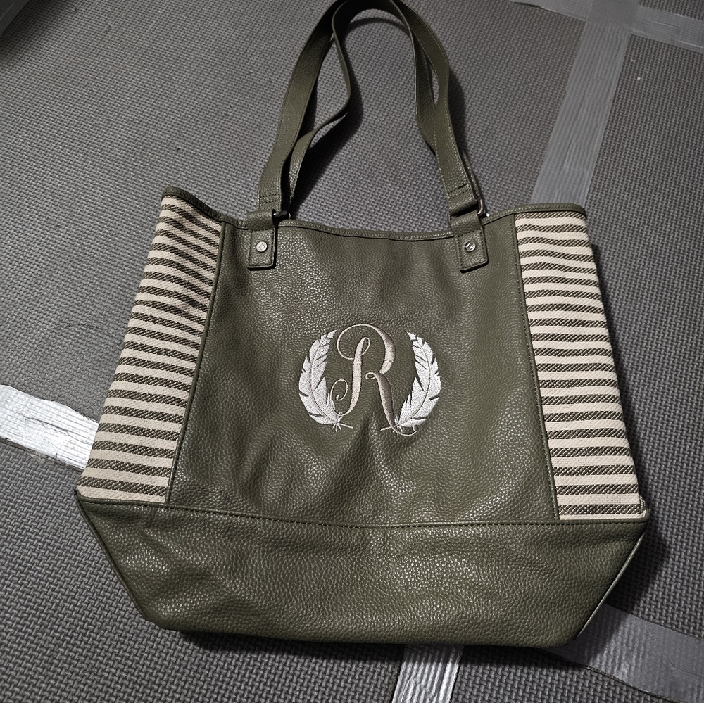 Thirty One Monogram Bag